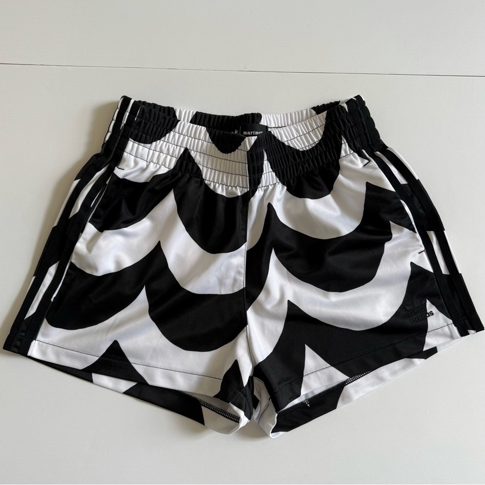 Adidas Marimekko Primegreen Shorts
